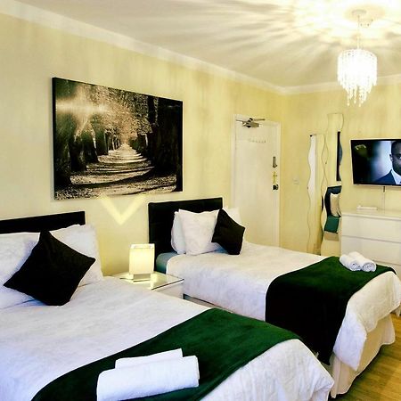 Gable Lodge London B&B Енфілд Екстер'єр фото