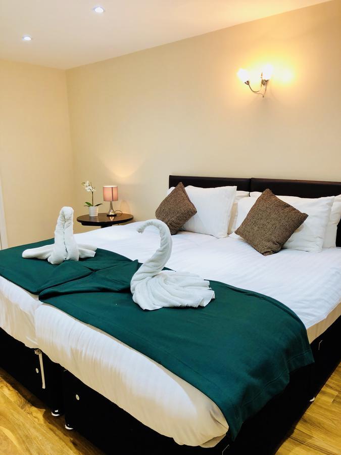 Gable Lodge London B&B Енфілд Екстер'єр фото